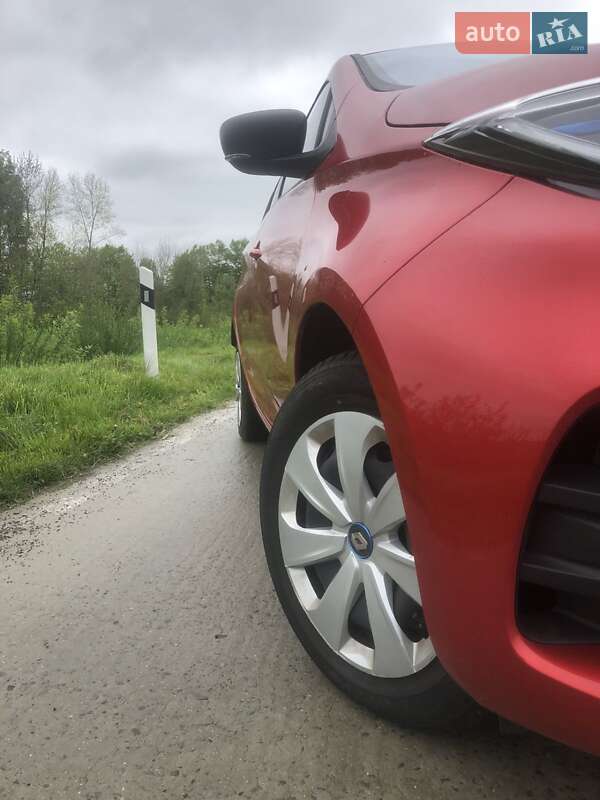 Хетчбек Renault Zoe 2021 в Стрию
