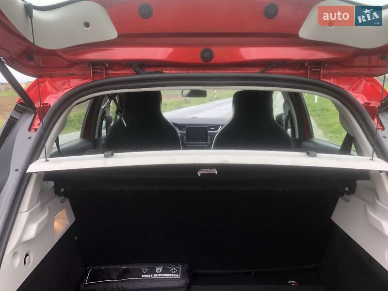 Хетчбек Renault Zoe 2021 в Стрию