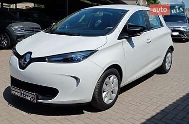 Хетчбек Renault Zoe 2017 в 