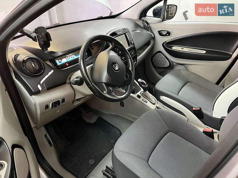 Хетчбек Renault Zoe 2015 в Львові