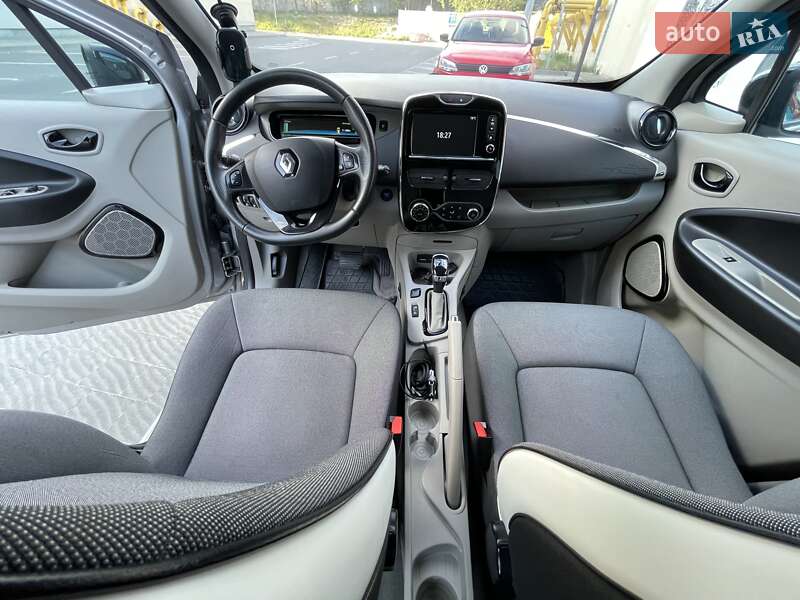 Хетчбек Renault Zoe 2015 в Львові