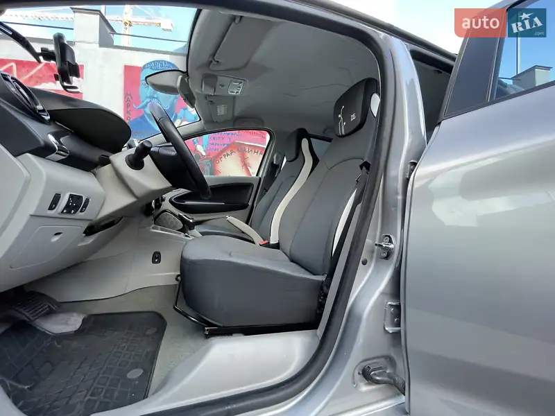 Renault Zoe 2015 VIN VF1AGVYA052494195 фото оголошення 56 з 119
