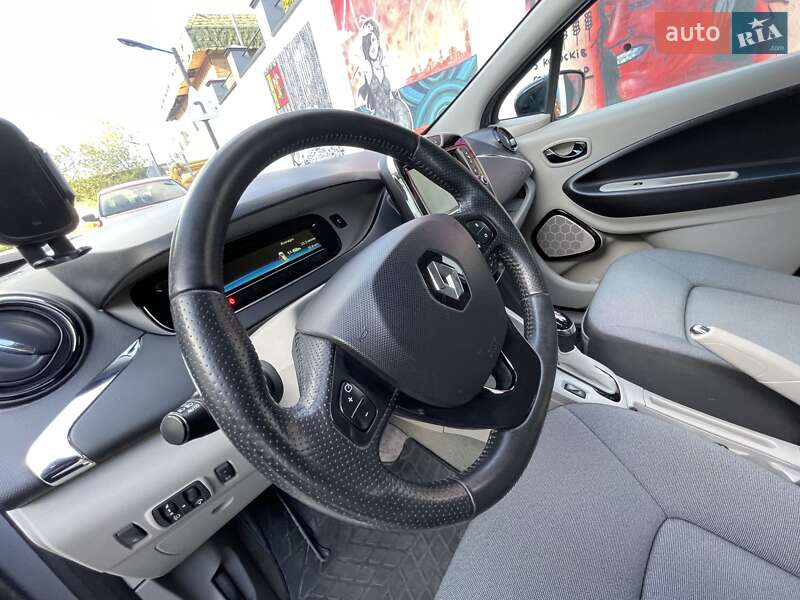 Хетчбек Renault Zoe 2015 в Львові