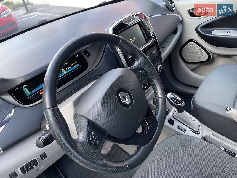 Хетчбек Renault Zoe 2015 в Львові