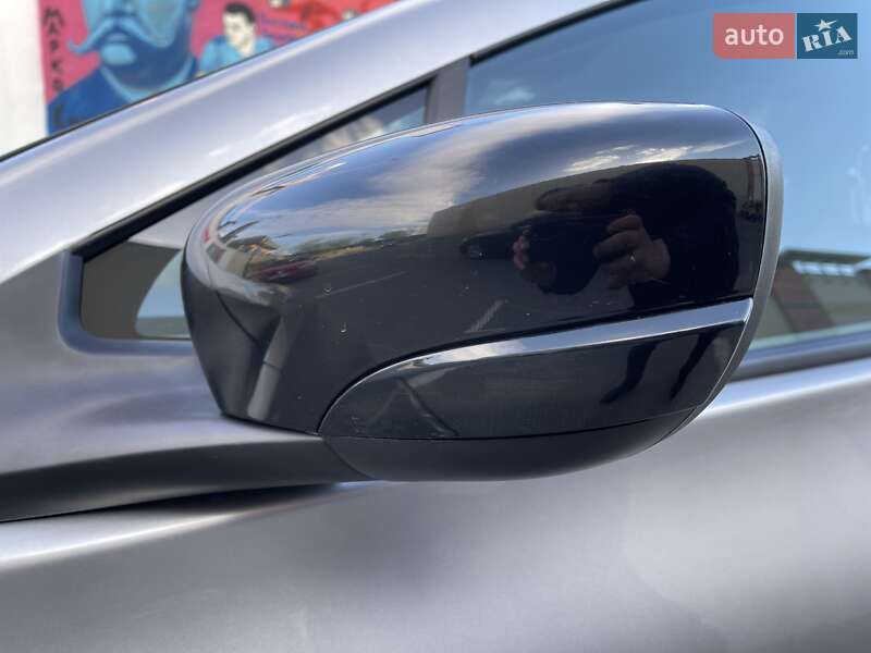 Хетчбек Renault Zoe 2015 в Львові