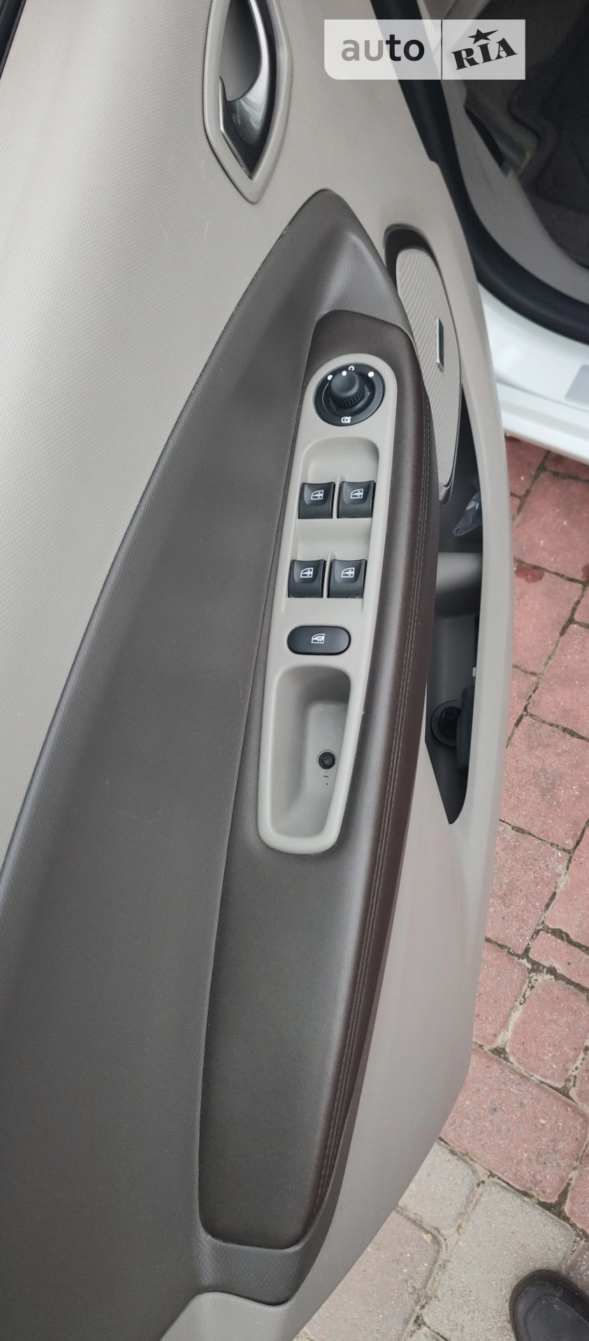 2017 Renault ZOE - мініатюра 17