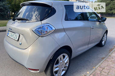 Хэтчбек Renault Zoe 2014 в 