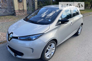 Хэтчбек Renault Zoe 2014 в 
