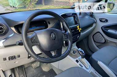 Хэтчбек Renault Zoe 2014 в 