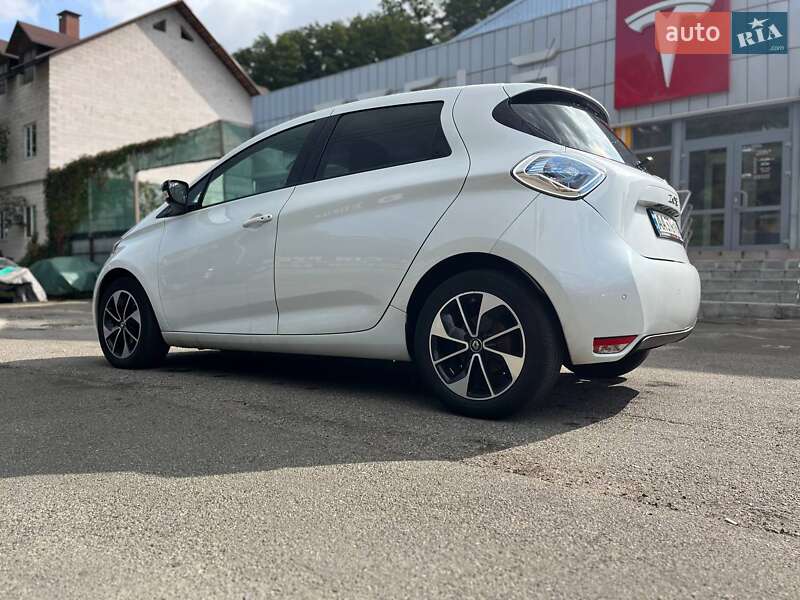 Хэтчбек Renault Zoe 2017 в Киеве