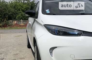 Хетчбек Renault Zoe 2016 в 