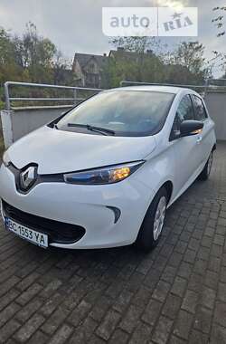 Хэтчбек Renault Zoe 2017 в Львове