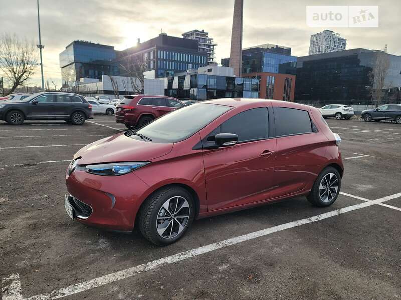 Хэтчбек Renault Zoe 2017 в Киеве
