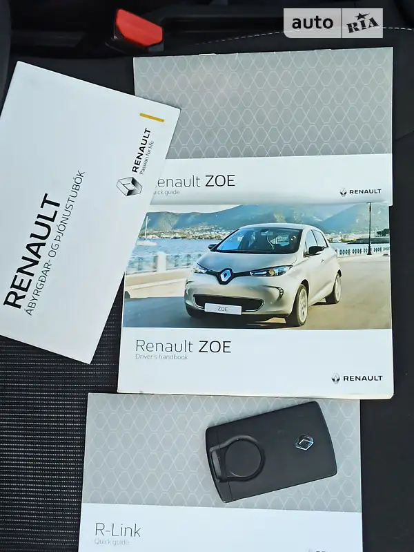 Хэтчбек Renault Zoe 2017 в Киеве документ