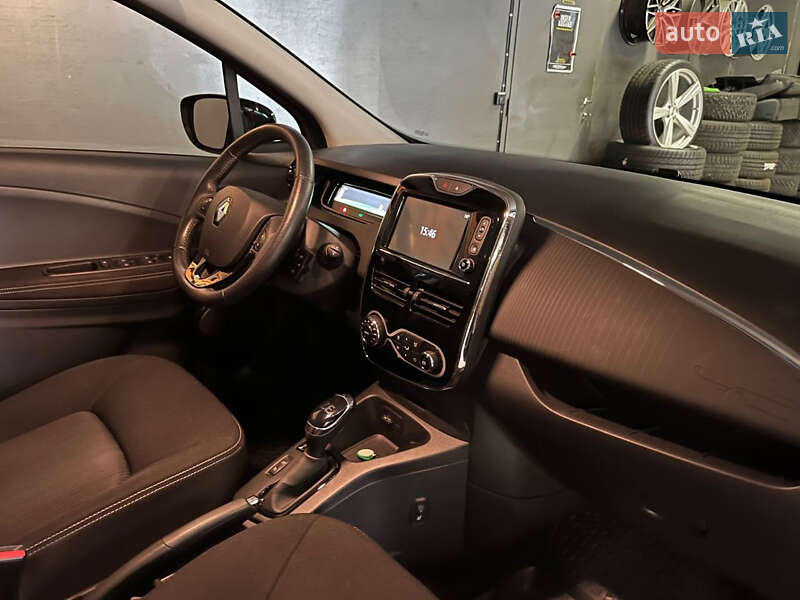 Хетчбек Renault Zoe 2017 в Києві фото 7 Хетчбек Renault Zoe 2017 в Києві