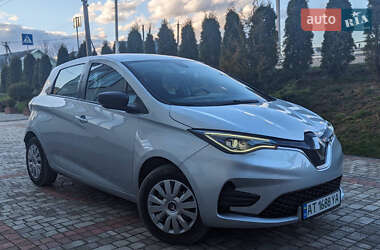 Хэтчбек Renault Zoe 2021 в 