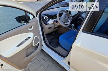 Хетчбек Renault Zoe 2014 в Чернівцях