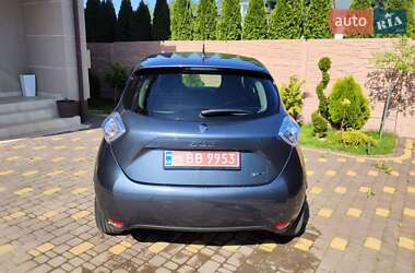 Хэтчбек Renault Zoe 2017 в 