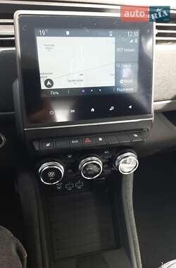 Хэтчбек Renault Zoe 2022 в 