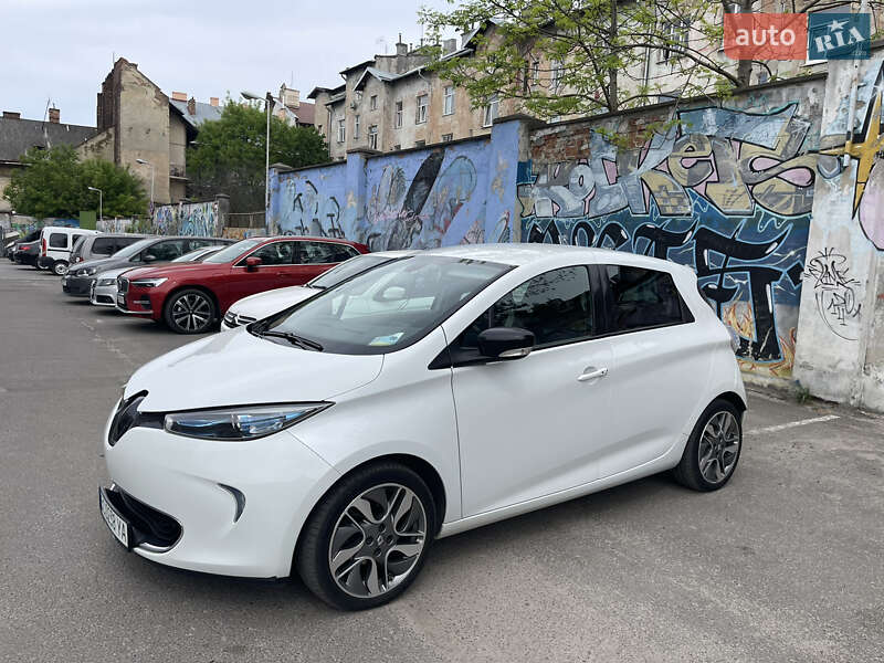Хэтчбек Renault Zoe 2016 в Львове