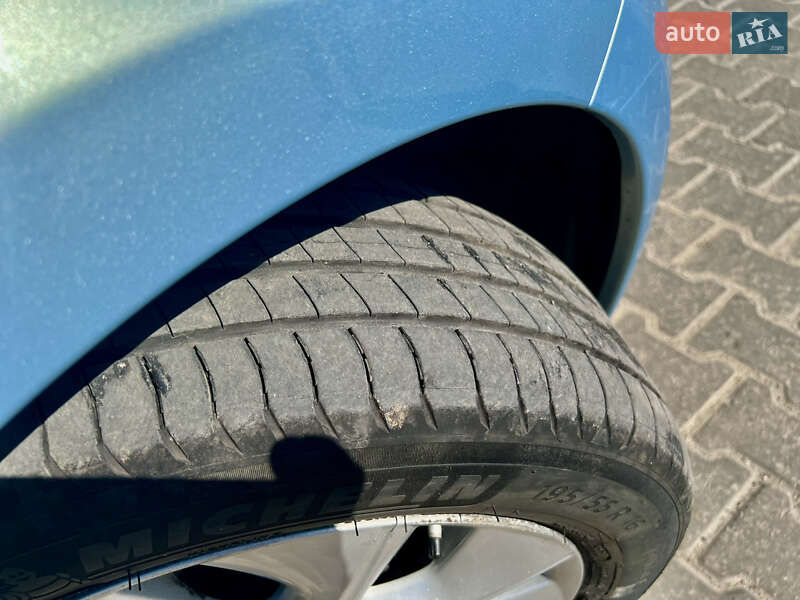 Хэтчбек Renault Zoe 2015 в Хмельницком