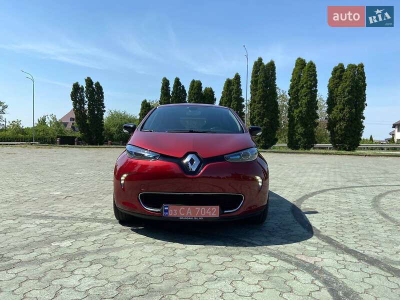 Хэтчбек Renault Zoe 2019 в Дубно