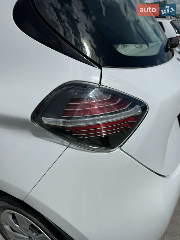 Хэтчбек Renault Zoe 2020 в Стрые