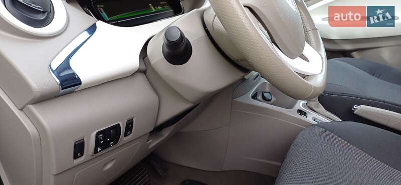 Хэтчбек Renault Zoe 2015 в Тернополе фото 10 Хэтчбек Renault Zoe 2015 в Тернополе