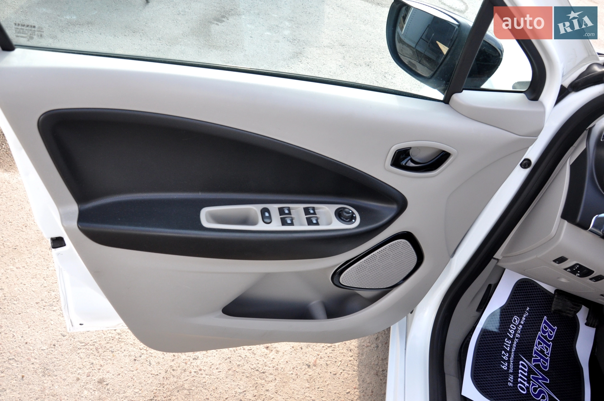 2015 Renault ZOE - мініатюра 22