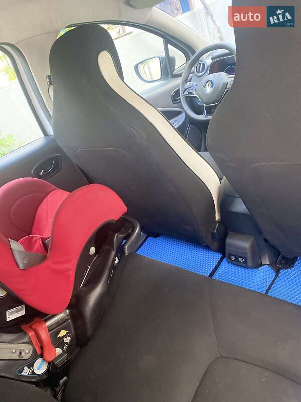 Хэтчбек Renault Zoe 2020 в Хусте фото 14 Хэтчбек Renault Zoe 2020 в Хусте