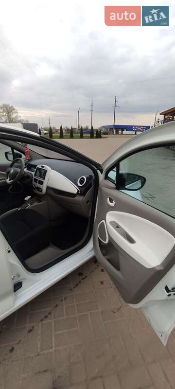 Хетчбек Renault Zoe 2015 в Нововолинську фото 16 Хетчбек Renault Zoe 2015 в Нововолинську