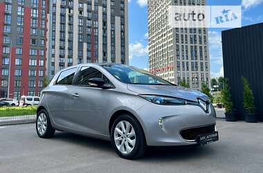 Хетчбек Renault Zoe 2016 в Києві