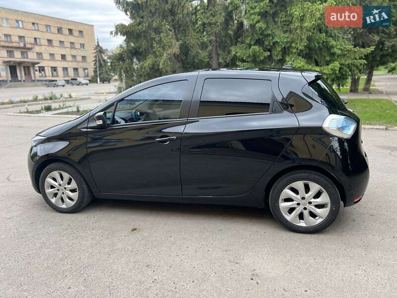 Хэтчбек Renault Zoe 2015 в Краснограде