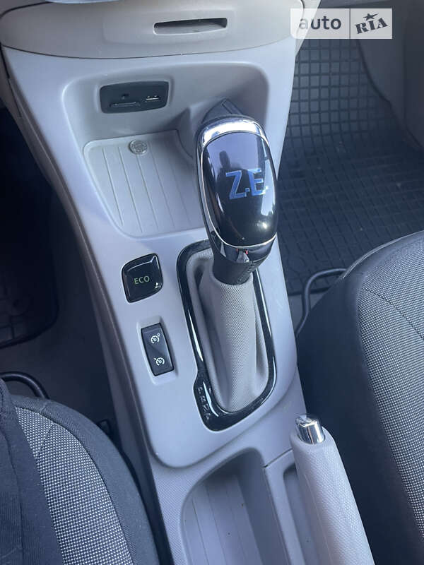 Хэтчбек Renault Zoe 2013 в Ровно
