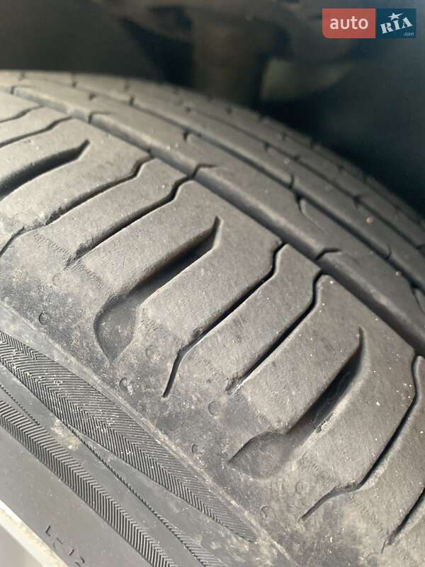 Хэтчбек Renault Zoe 2013 в Дубно