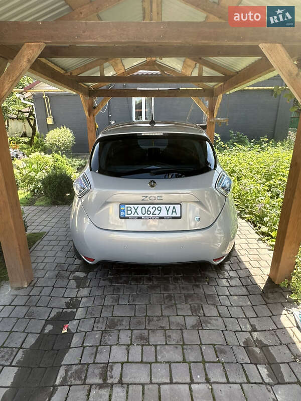 Хэтчбек Renault Zoe 2013 в Деражне фото 3 Хэтчбек Renault Zoe 2013 в Деражне