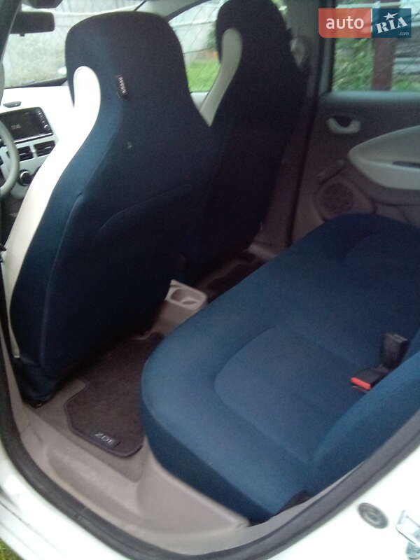 Хэтчбек Renault Zoe 2014 в Львове