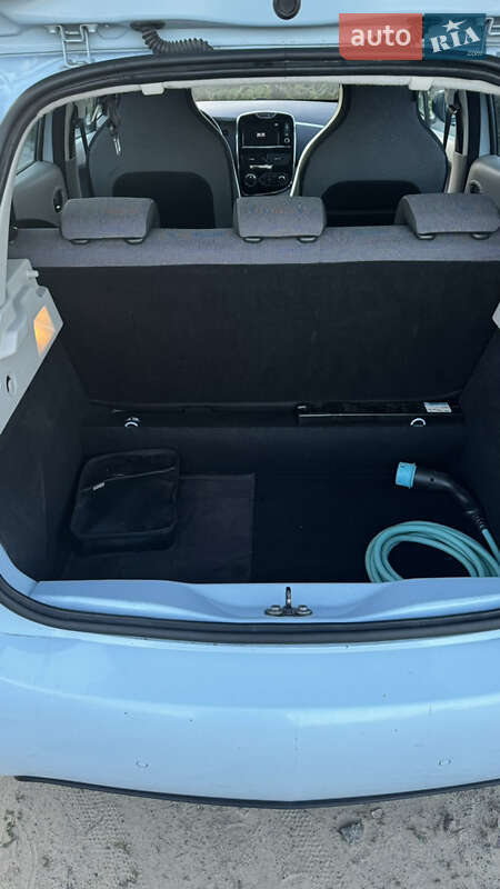 Хетчбек Renault Zoe 2015 в Києві