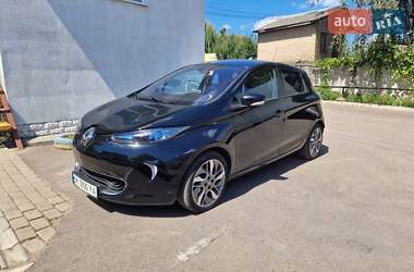 Хэтчбек Renault Zoe 2015 в 