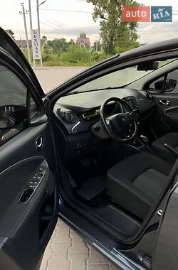 Хэтчбек Renault Zoe 2018 в 