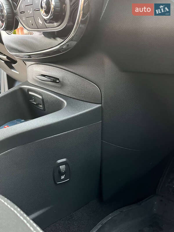 Хетчбек Renault Zoe 2018 в Львові