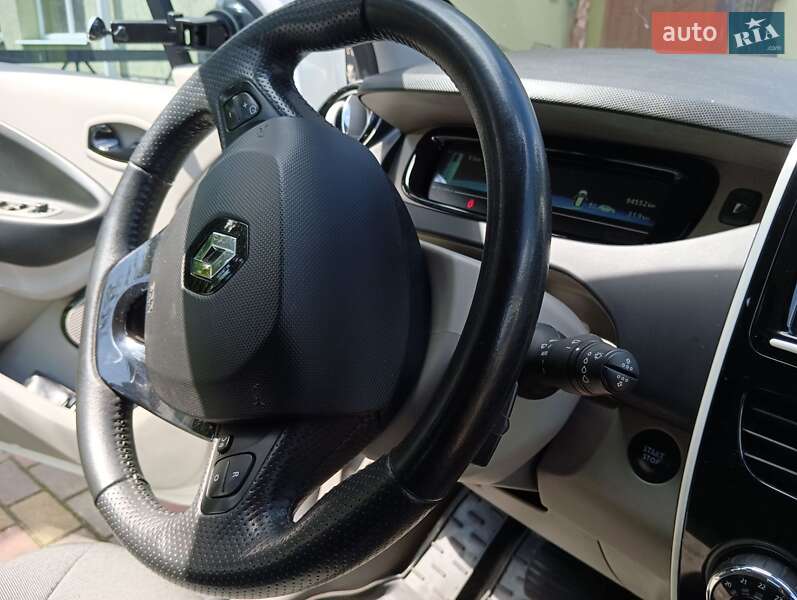 Хетчбек Renault Zoe 2015 в Острозі