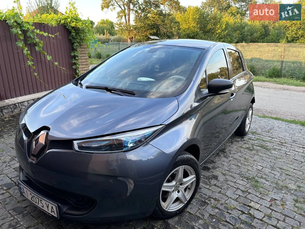 2017 Renault ZOE - мініатюра 14