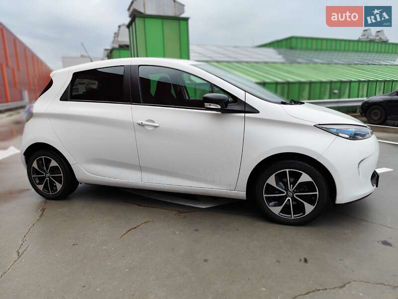 Хэтчбек Renault Zoe 2017 в Киеве