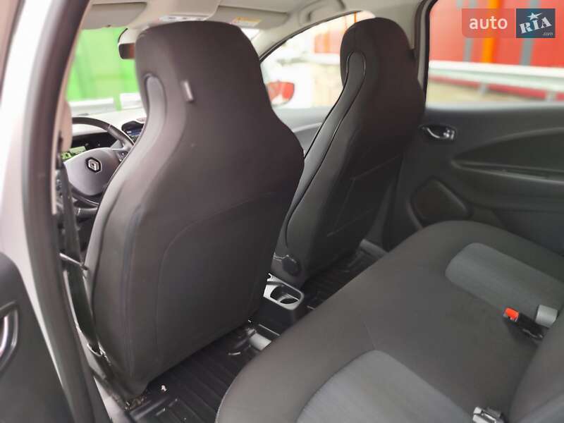 Хэтчбек Renault Zoe 2017 в Киеве