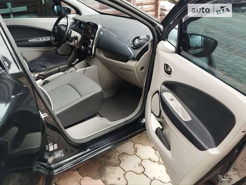 Хэтчбек Renault Zoe 2013 в Черновцах