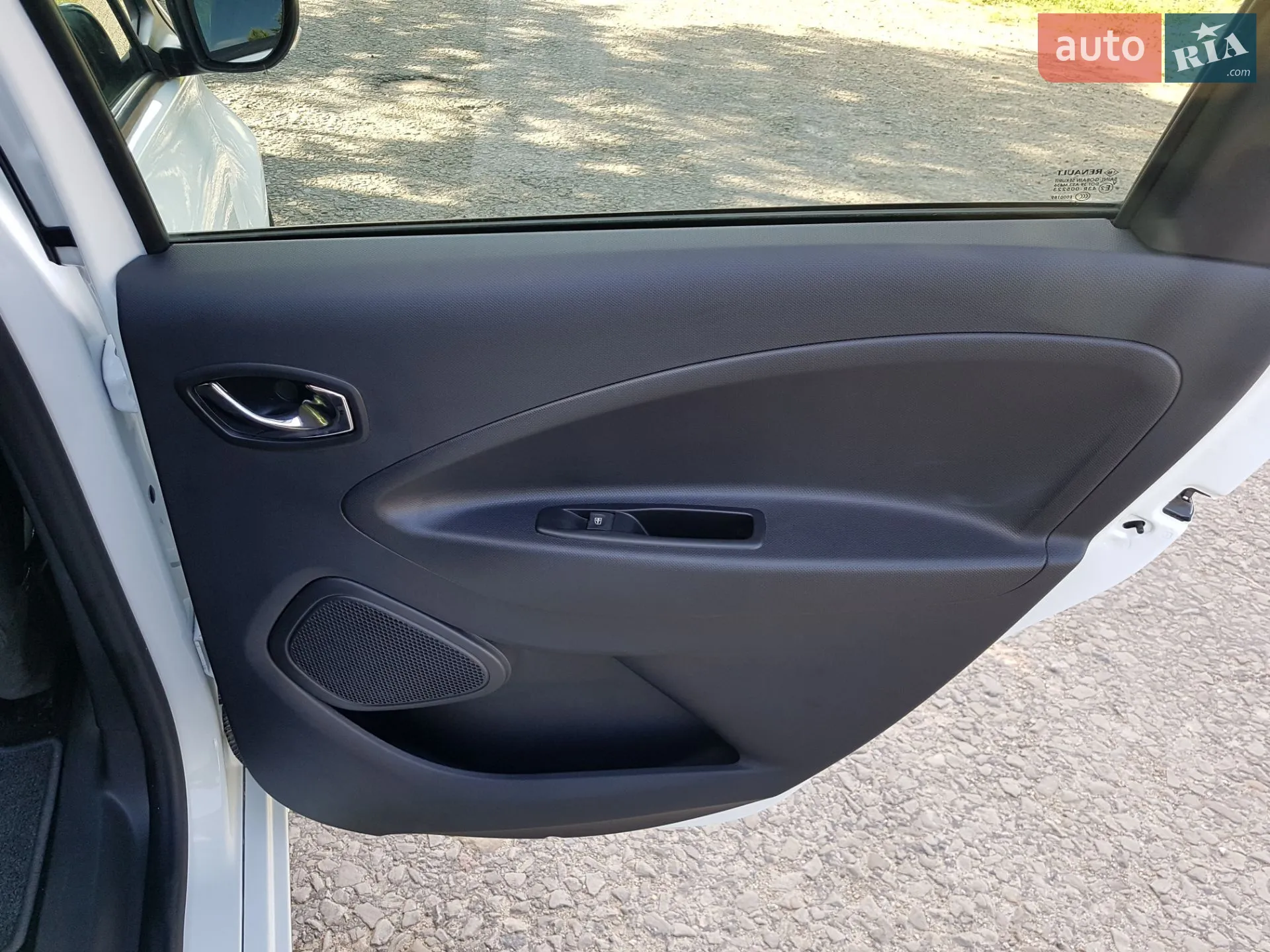 2017 Renault ZOE - мініатюра 24