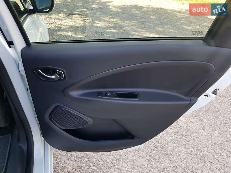 Хетчбек Renault Zoe 2017 в Дрогобичі