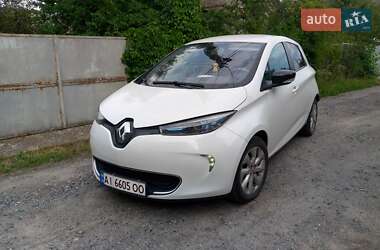 Хэтчбек Renault Zoe 2015 в 