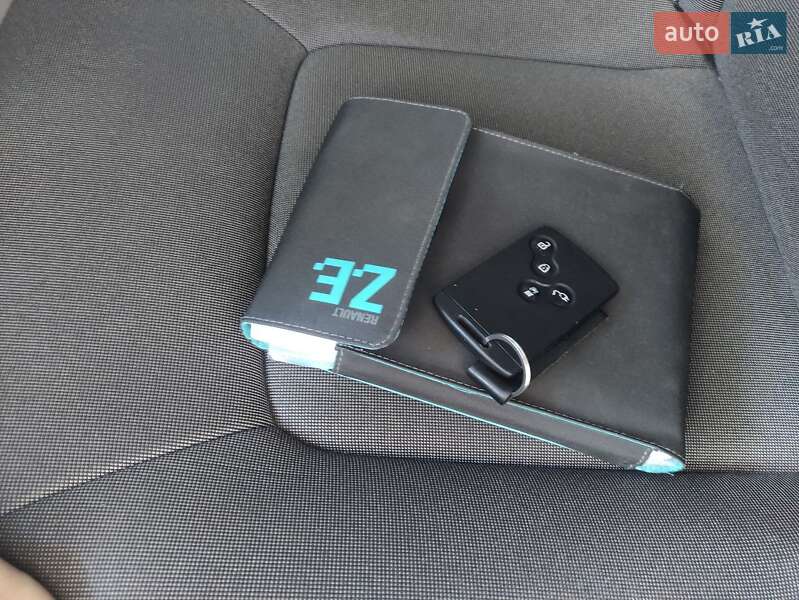Хэтчбек Renault Zoe 2014 в Луцке фото 6 Хэтчбек Renault Zoe 2014 в Луцке
